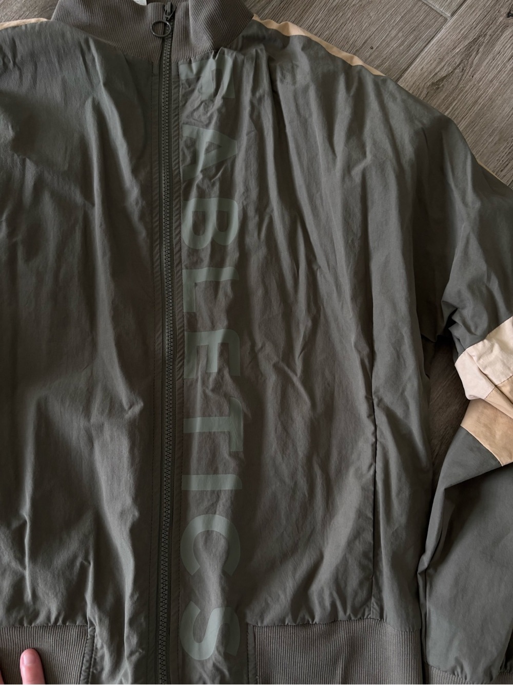 fabletics jacket NWOT - Picture 2 of 4